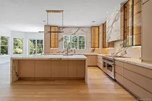 8 Dogwood Hill, Brookville, NY 11545 - Photo 15