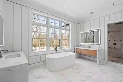 8 Dogwood Hill, Brookville, NY 11545 - Photo 29