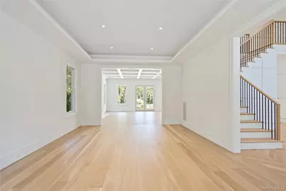 8 Dogwood Hill, Brookville, NY 11545 - Photo 7