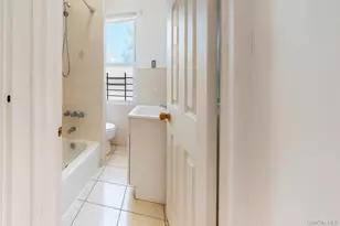 146-19 Lakewood Ave, Jamaica, NY 11435 - Photo 15