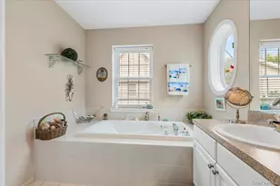 108 Joseph Ln, Dix Hills, NY 11746 - Photo 25