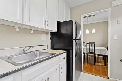 16-10 160th Street #686, Whitestone, NY 11357 - Photo 7