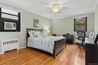 16-10 160th Street #686, Whitestone, NY 11357 - Photo 9