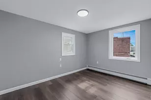 6 E Barclay St, Hicksville, NY 11801 - Photo 19