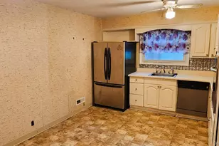 32 Bloomer Rd, Brewster, NY 10509 - Photo 9