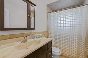 114 Seaman Rd, Jericho, NY 11753 - Photo 25