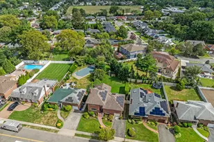 114 Seaman Rd, Jericho, NY 11753 - Photo 41