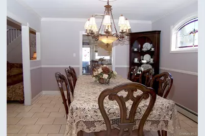 85 Oakland Avenue, Lynbrook, NY 11563 - Photo 9