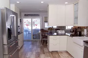 85 Oakland Ave, Lynbrook, NY 11563 - Photo 5