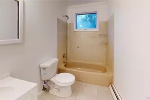 15 Amityville St, Islip Terrace, NY 11752 - Photo 9