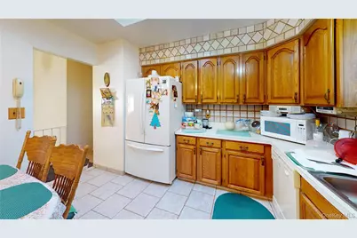 15 Amityville Street, Islip Terrace, NY 11752 - Photo 3