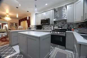 101-44 114th St, Richmond Hill, NY 11419 - Photo 9