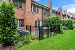 23 The Preserve, Woodbury, NY 11797 - Photo 31