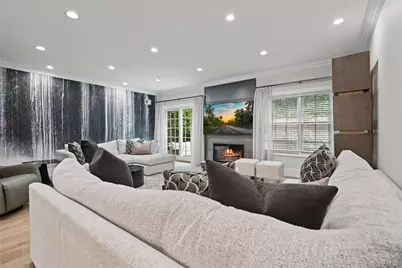 23 The Preserve, Woodbury, NY 11797 - Photo 5