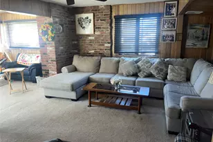 9 Hollings Dr, Deer Park, NY 11729 - Photo 9