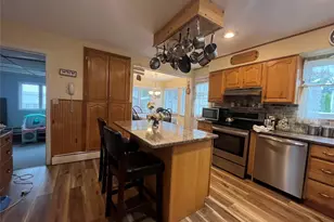 9 Hollings Dr, Deer Park, NY 11729 - Photo 11