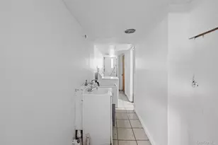 3329 Wilson Ave, Bronx, NY 10469 - Photo 15