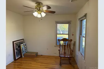 11005 Main Road, East Marion, NY 11939 - Photo 11