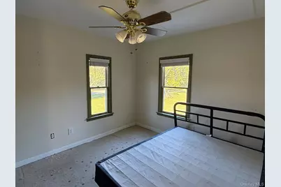 11005 Main Road, East Marion, NY 11939 - Photo 15