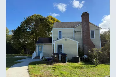 11005 Main Road, East Marion, NY 11939 - Photo 3