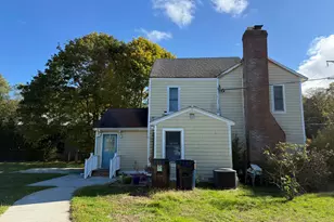 11005 Main Rd, East Marion, NY 11939 - Photo 3