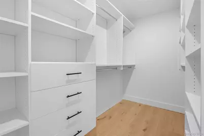 19 Mead Lane, Westbury, NY 11590 - Photo 37