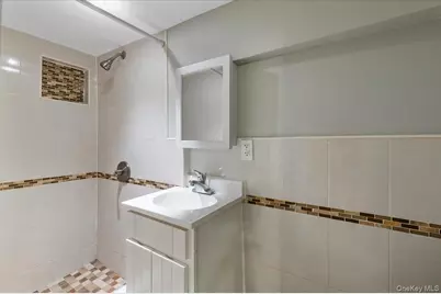 114-25 Bedell Street, Jamaica, NY 11434 - Photo 21