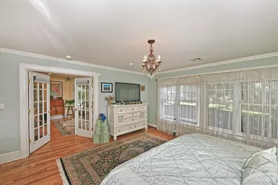 21 W Mall Drive, Huntington, NY 11743 - Photo 19