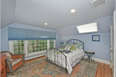 21 W Mall Drive, Huntington, NY 11743 - Photo 29