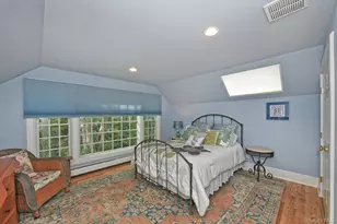 21 W Mall Dr, Huntington, NY 11743 - Photo 29