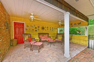 21 W Mall Dr, Huntington, NY 11743 - Photo 33