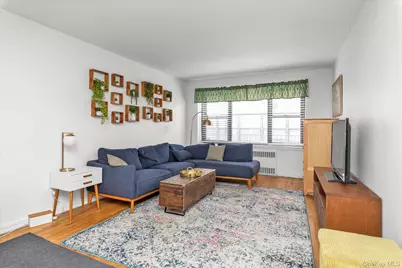 320 Atlantic Avenue #D-2, East Rockaway, NY 11518 - Photo 5