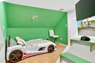 588 Newton Ave, Uniondale, NY 11553 - Photo 9