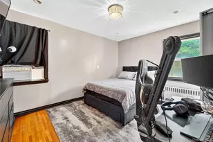 588 Newton Ave, Uniondale, NY 11553 - Photo 21