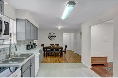 125 Grand Avenue, Shirley, NY 11967 - Photo 7