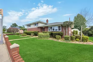 338 Stewart Ave, Bethpage, NY 11714 - Photo 3