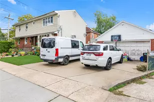 41 Jackson Ave, Mineola, NY 11501 - Photo 25