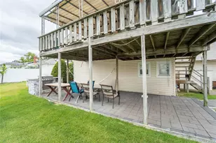 56 Suffolk Ave, West Babylon, NY 11704 - Photo 25