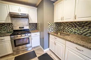 56 Suffolk Ave, West Babylon, NY 11704 - Photo 19