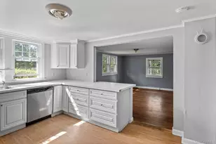 39 & 41 Foster Rd, Quogue, NY 11959 - Photo 11