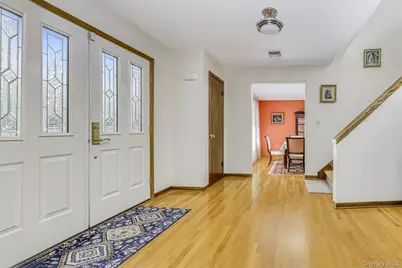 26 Snowdrop Drive, New City, NY 10956 - Photo 5