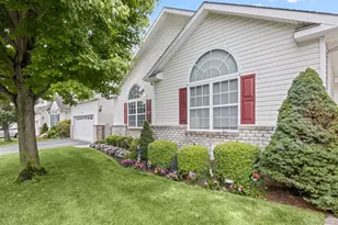 37 Constantine Way, Mount Sinai, NY 11766 - Photo 3