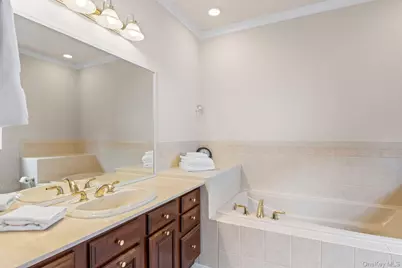 37 Constantine Way, Mount Sinai, NY 11766 - Photo 27