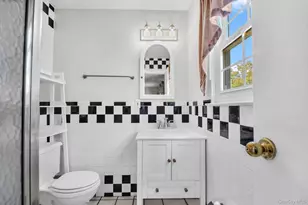 274 Mt Pleasant Rd, Hauppauge, NY 11788 - Photo 13