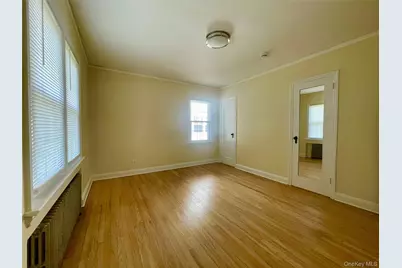 24 Tulip Lane, New Hyde Park, NY 11040 - Photo 19