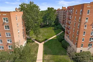 1304 Midland Ave, Yonkers, NY 10704 - Photo 25