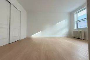 47-21 215 Pl, Bayside, NY 11364 - Photo 7