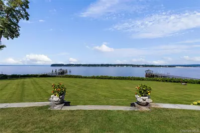 227 Dock Lane, Great Neck, NY 11024 - Photo 33