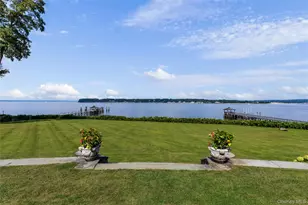 227 Dock Ln, Great Neck, NY 11024 - Photo 33