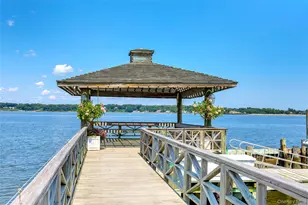 227 Dock Ln, Great Neck, NY 11024 - Photo 35